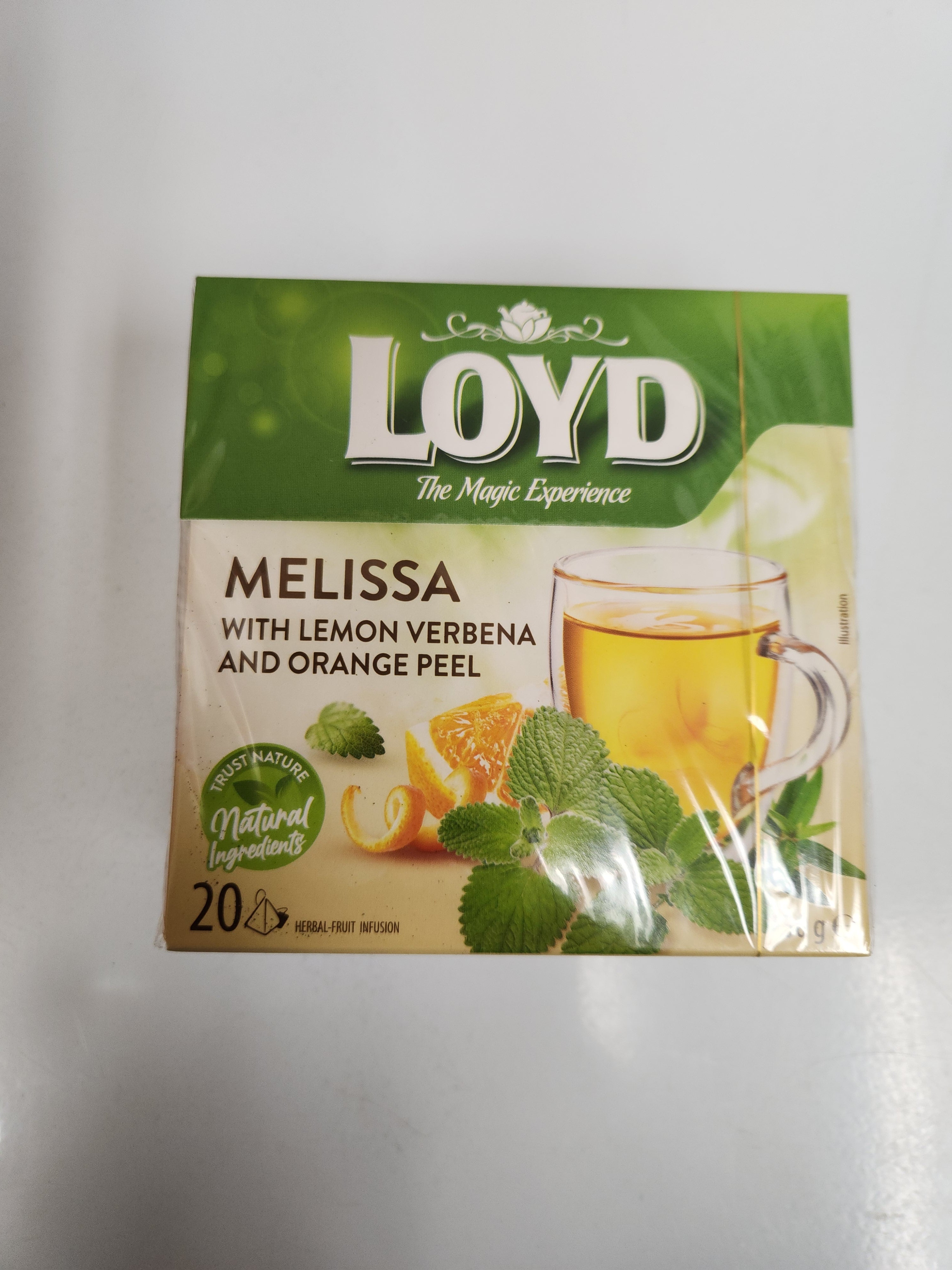 Loyd Melissa with Lemon Tea